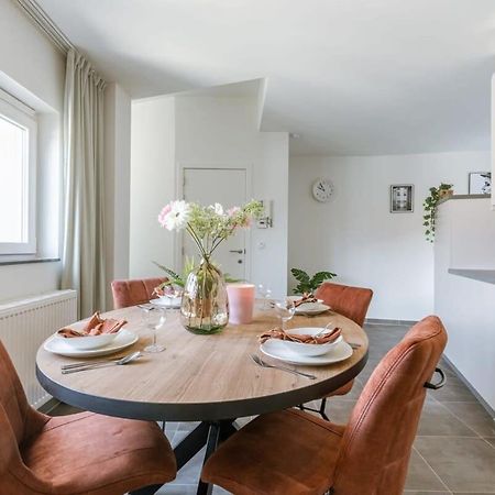 Pleasant Apartment Near The Center Of خنت المظهر الخارجي الصورة