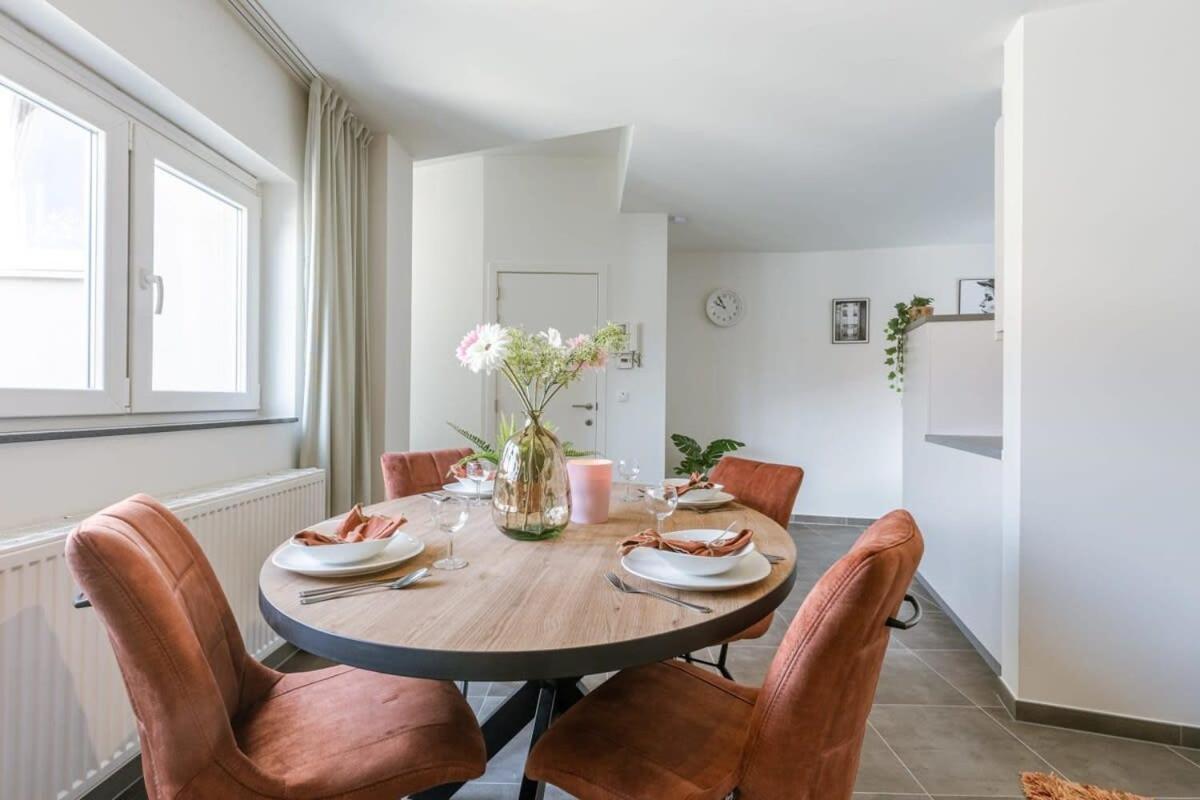 Pleasant Apartment Near The Center Of خنت المظهر الخارجي الصورة