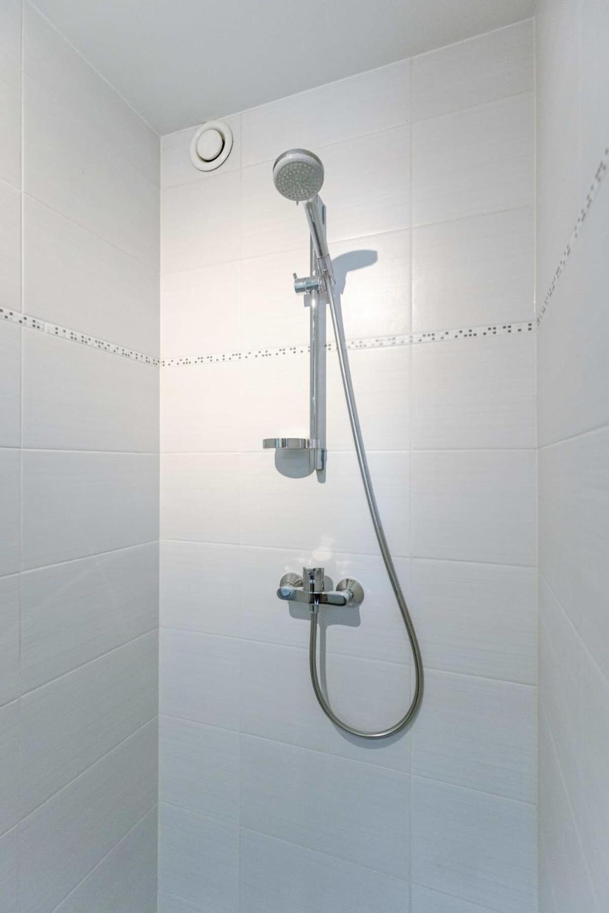 Pleasant Apartment Near The Center Of خنت المظهر الخارجي الصورة